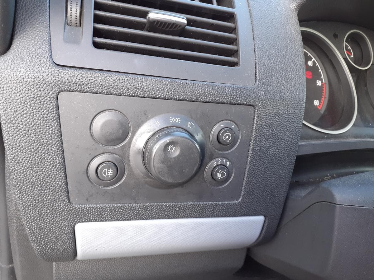 Opel Zafira 1.9 CDTI · 7 lugares — imagem 14