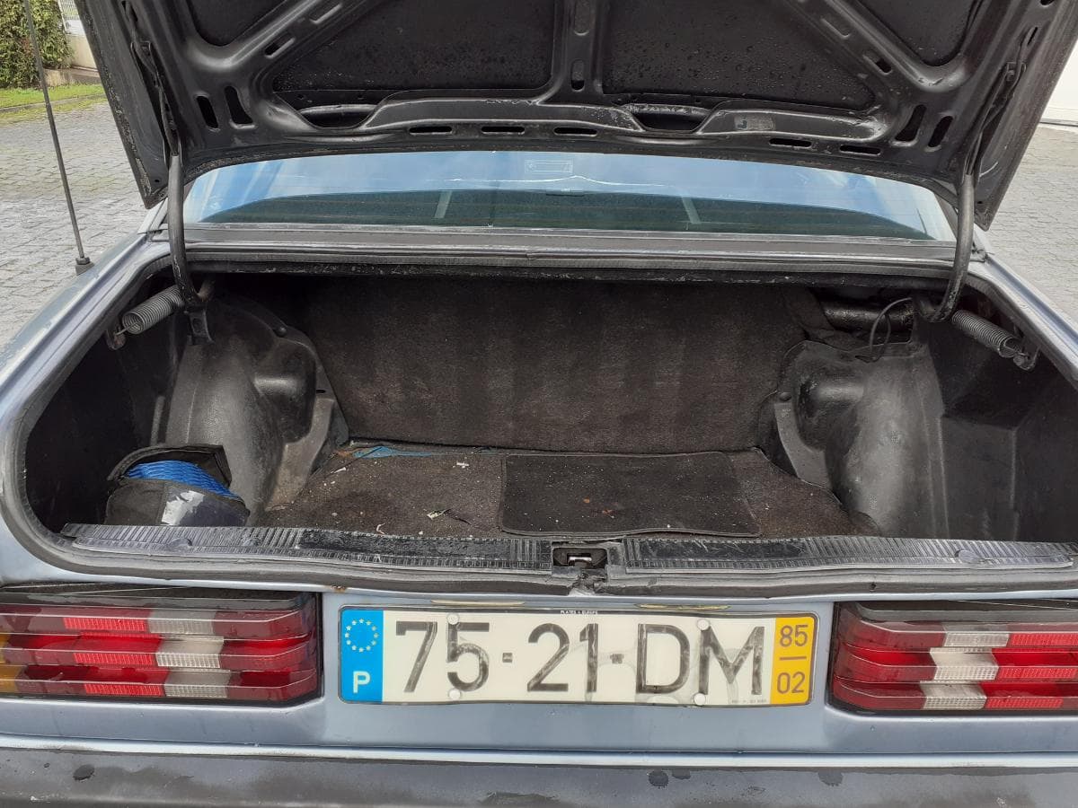 Mercedes-Benz 190 D, 75-21-DM · Paredes — imagen 17