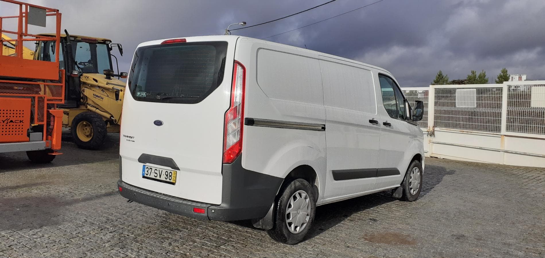 Ford Transit Custom 2.0 TDCI — imagem 4