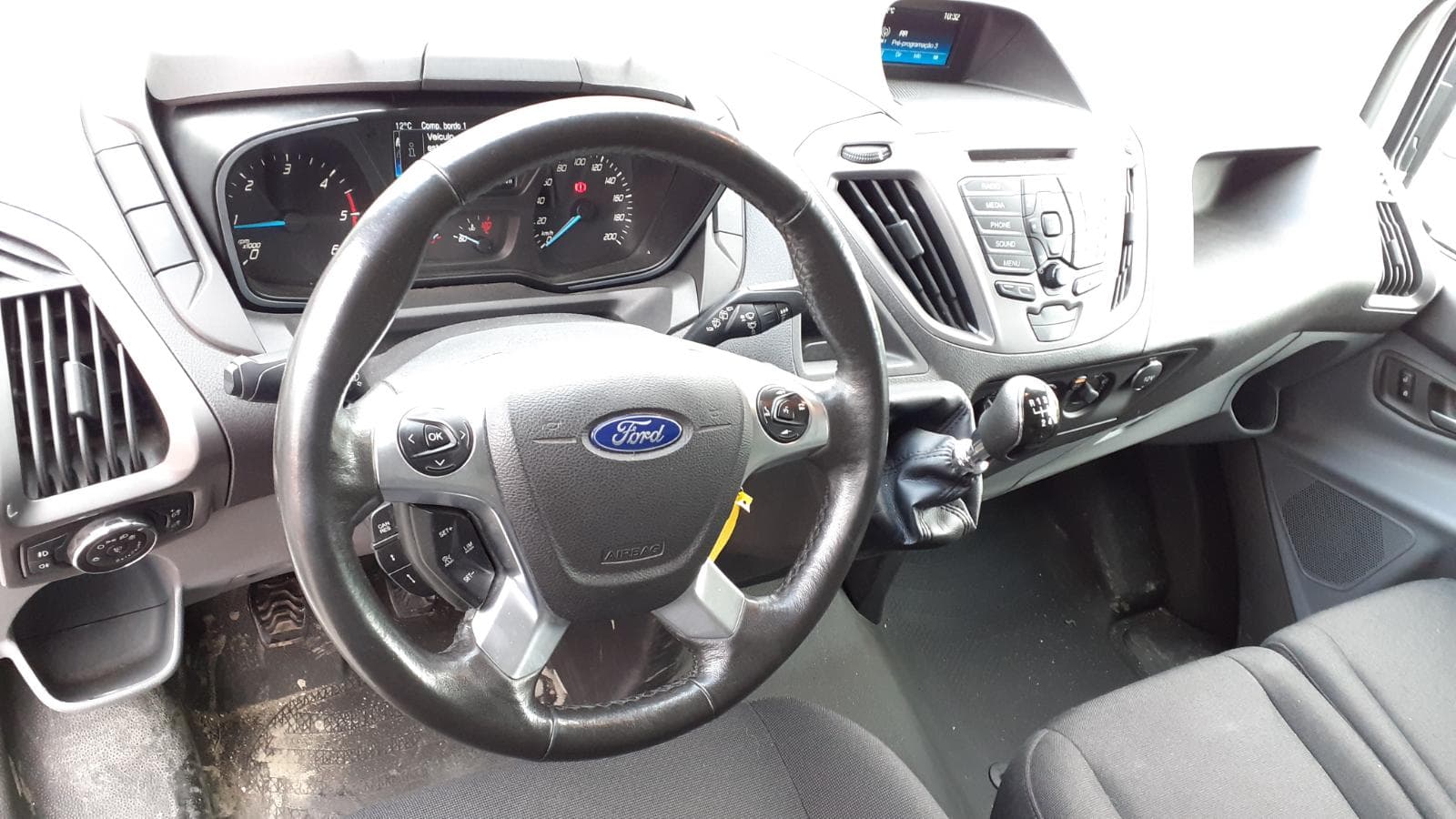 Ford Transit Custom 2.0 TDCI — imagem 10