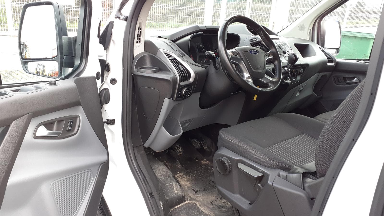 Ford Transit Custom 2.0 TDCI — imagem 7