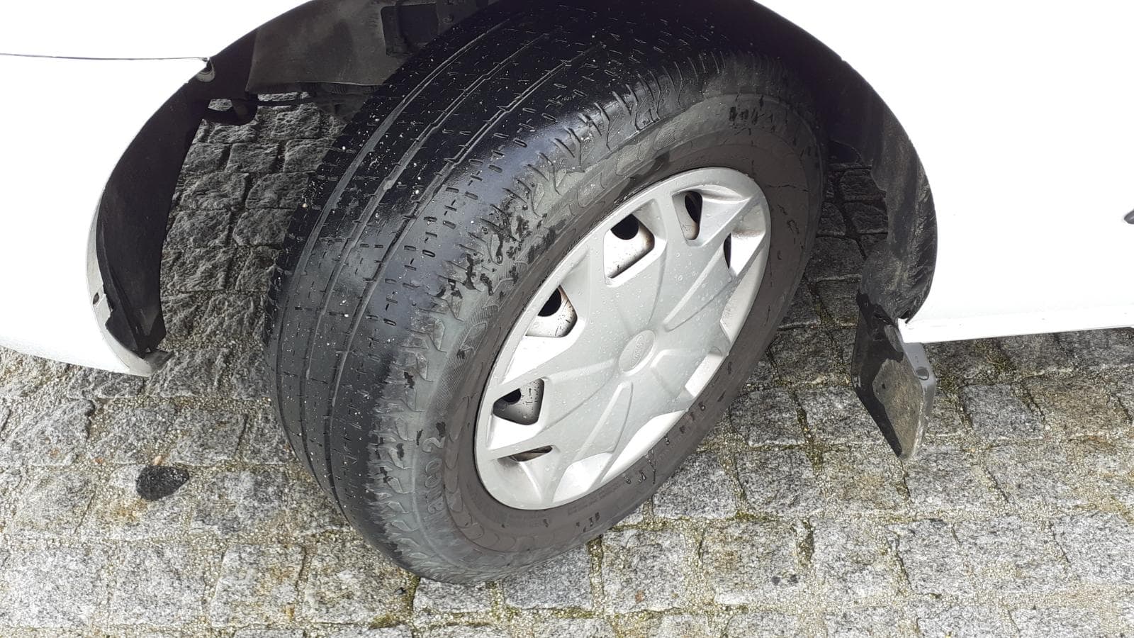 Ford Transit Custom 2.0 TDCI — imagem 18