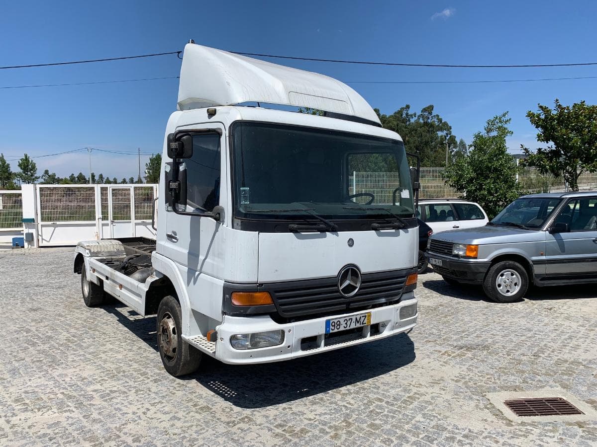 Mercedes-Benz Atego 1317 · Ano 1999 — imagen 3