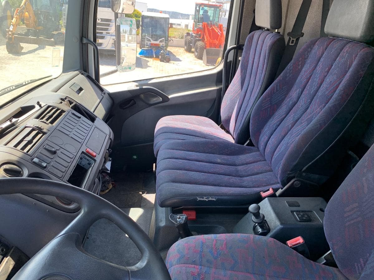 Mercedes-Benz Atego 1317 · Ano 1999 — imagen 7