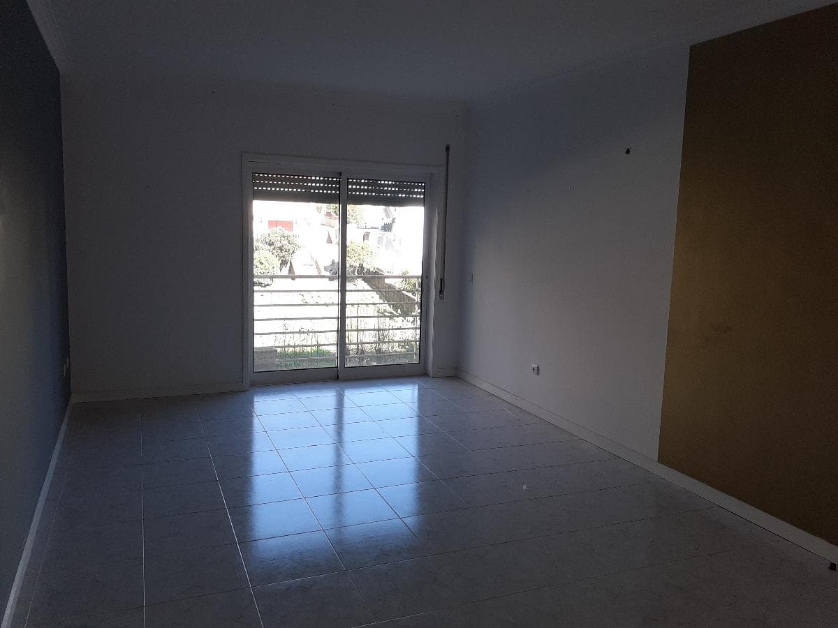 Apartamento T3 + Lugar de Garagem + Arrumos · Alfena — imagen 4