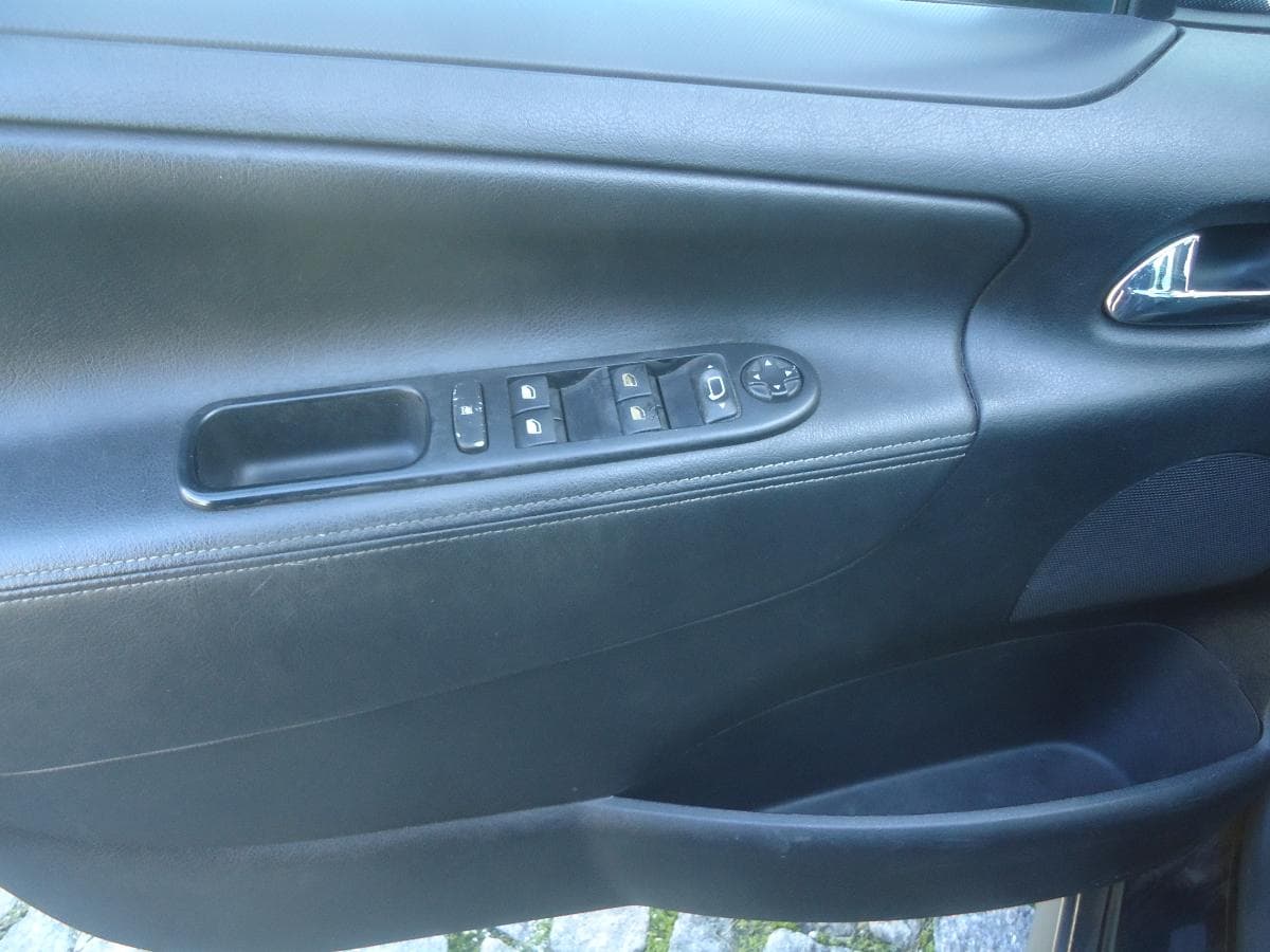 Peugeot 207 1.6 HDI — imagen 9