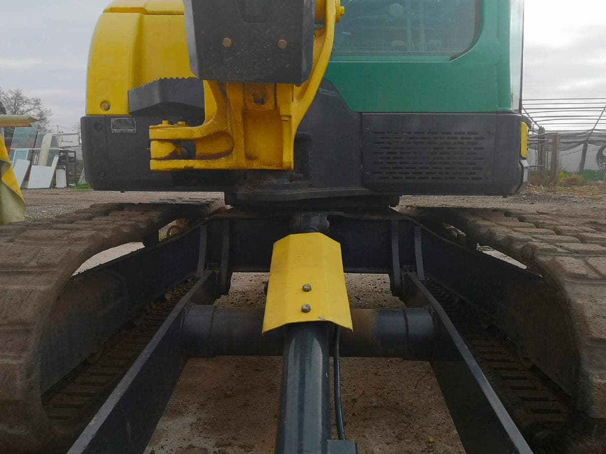 Miniexcavadora Yanmar V10 50 — imagem 7