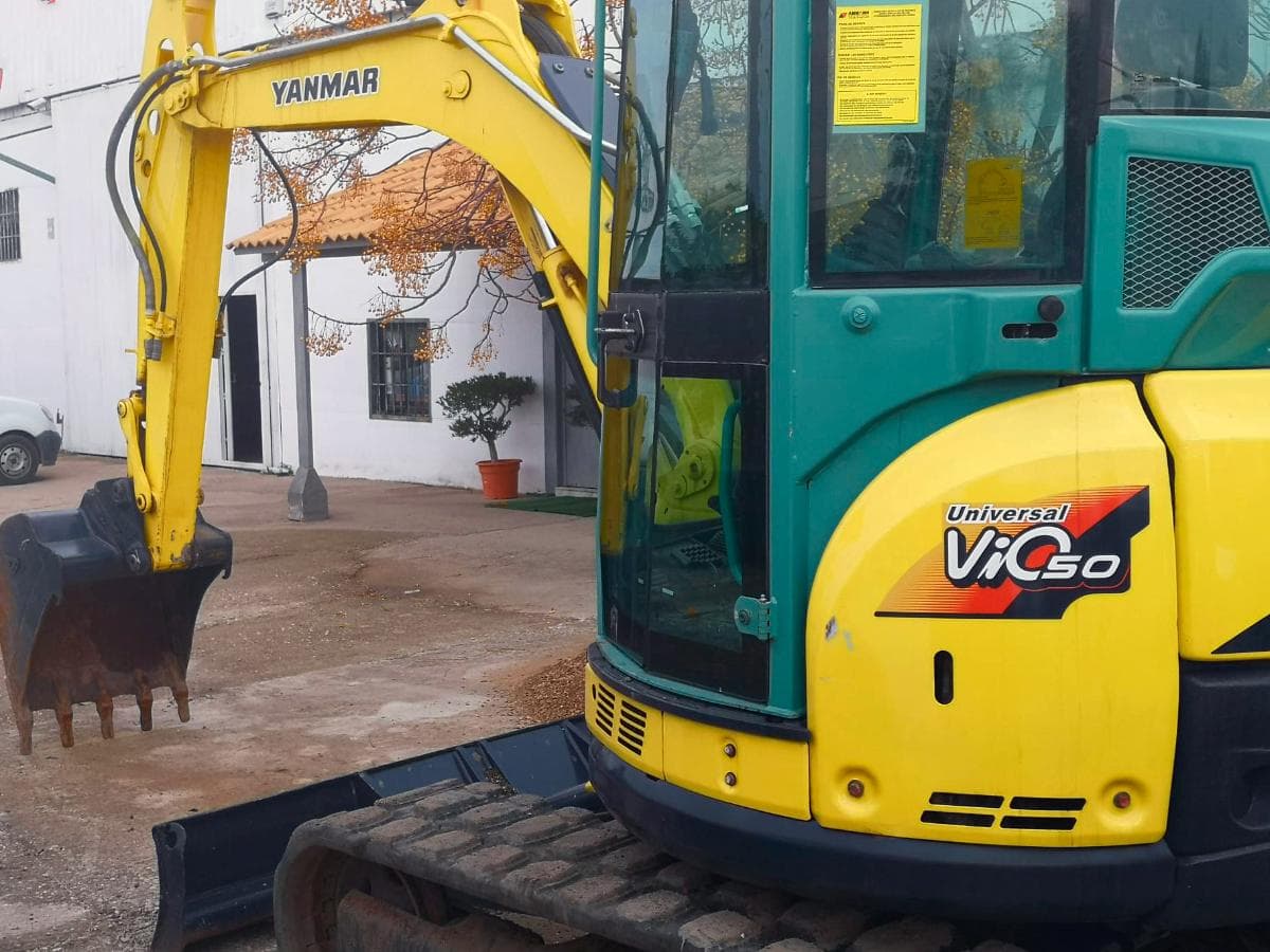 Miniexcavadora Yanmar V10 50 — imagem 10
