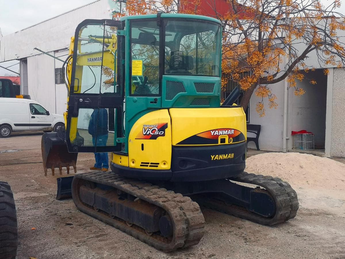Miniexcavadora Yanmar V10 50 — imagem 5