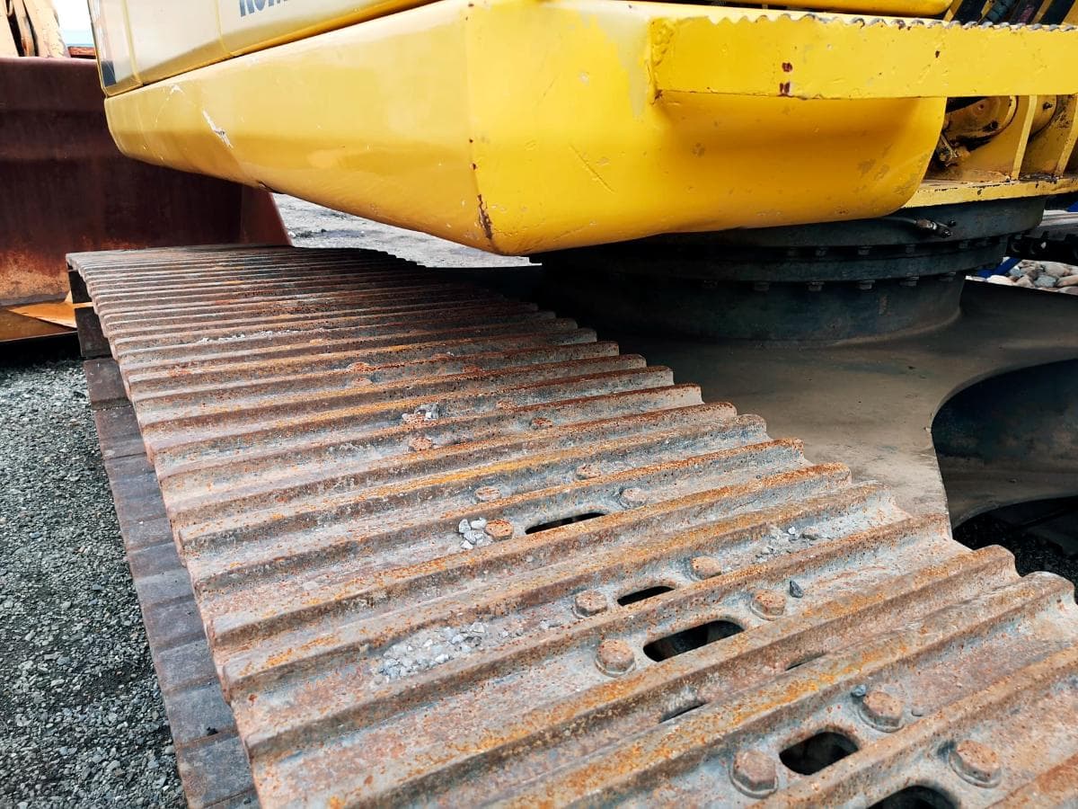 Excavadora Komatsu PC210LC-8 — imagem 5