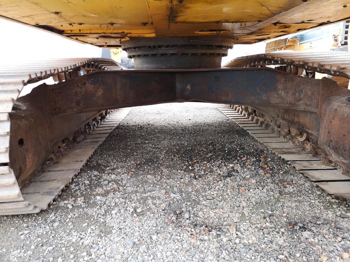 Excavadora Komatsu PC210LC-8 — imagem 6