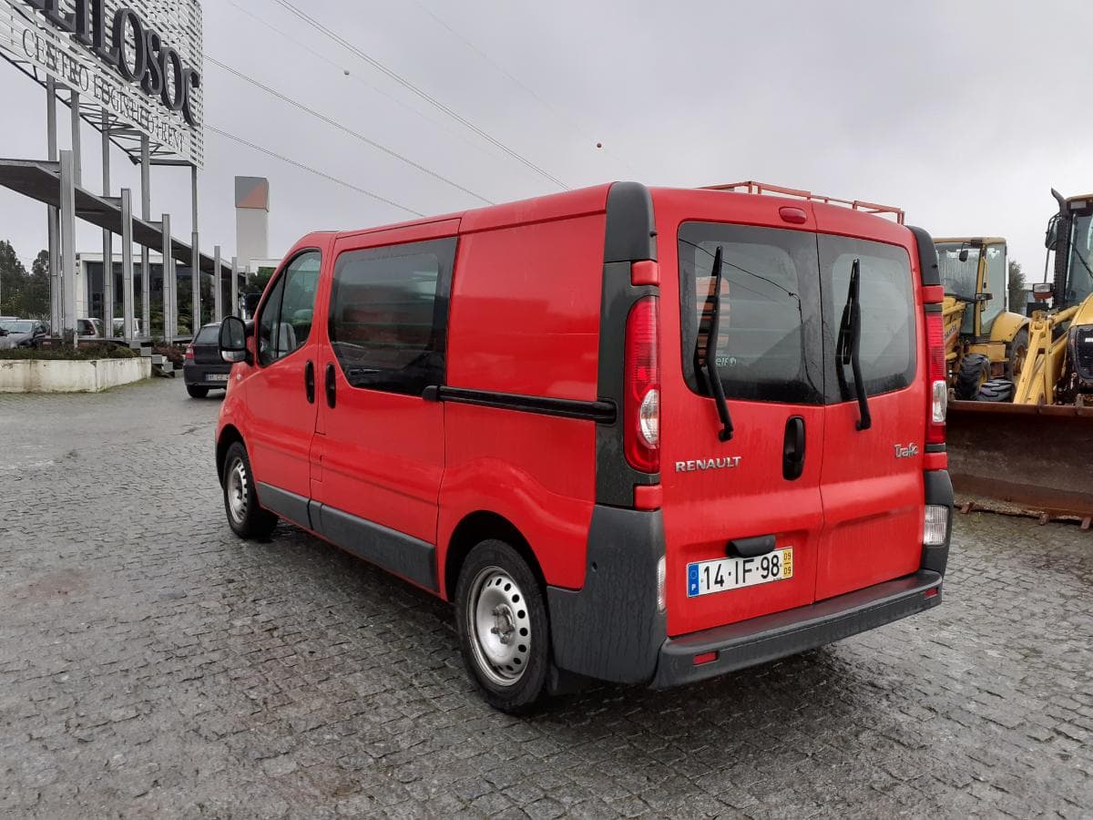 RENAULT TRAFIC — imagem 4
