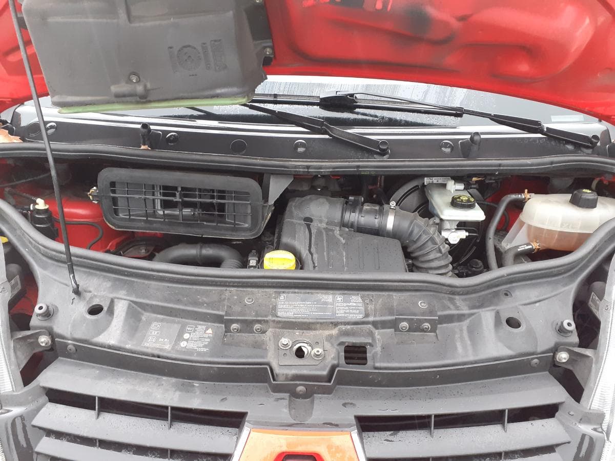 RENAULT TRAFIC — imagem 15