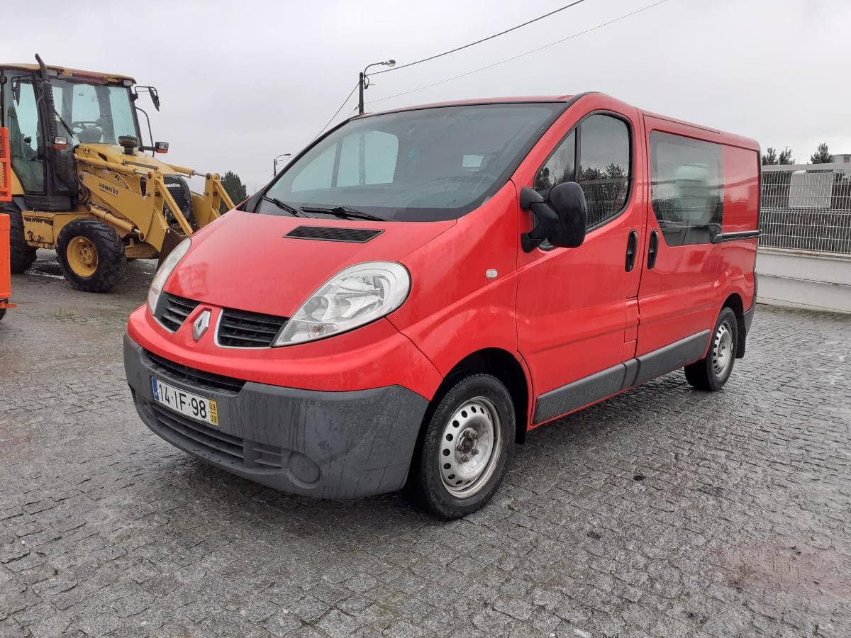 RENAULT TRAFIC — imagem 1