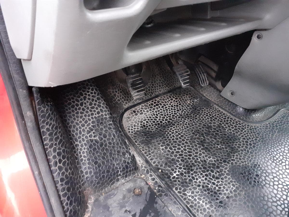 RENAULT TRAFIC — imagem 8