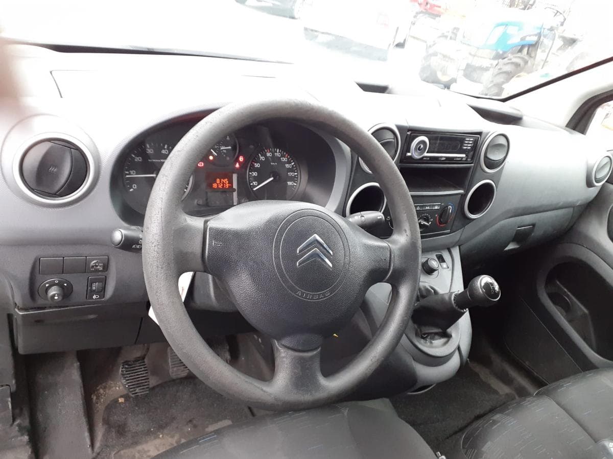 CITROËN BERLINGO — imagem 10