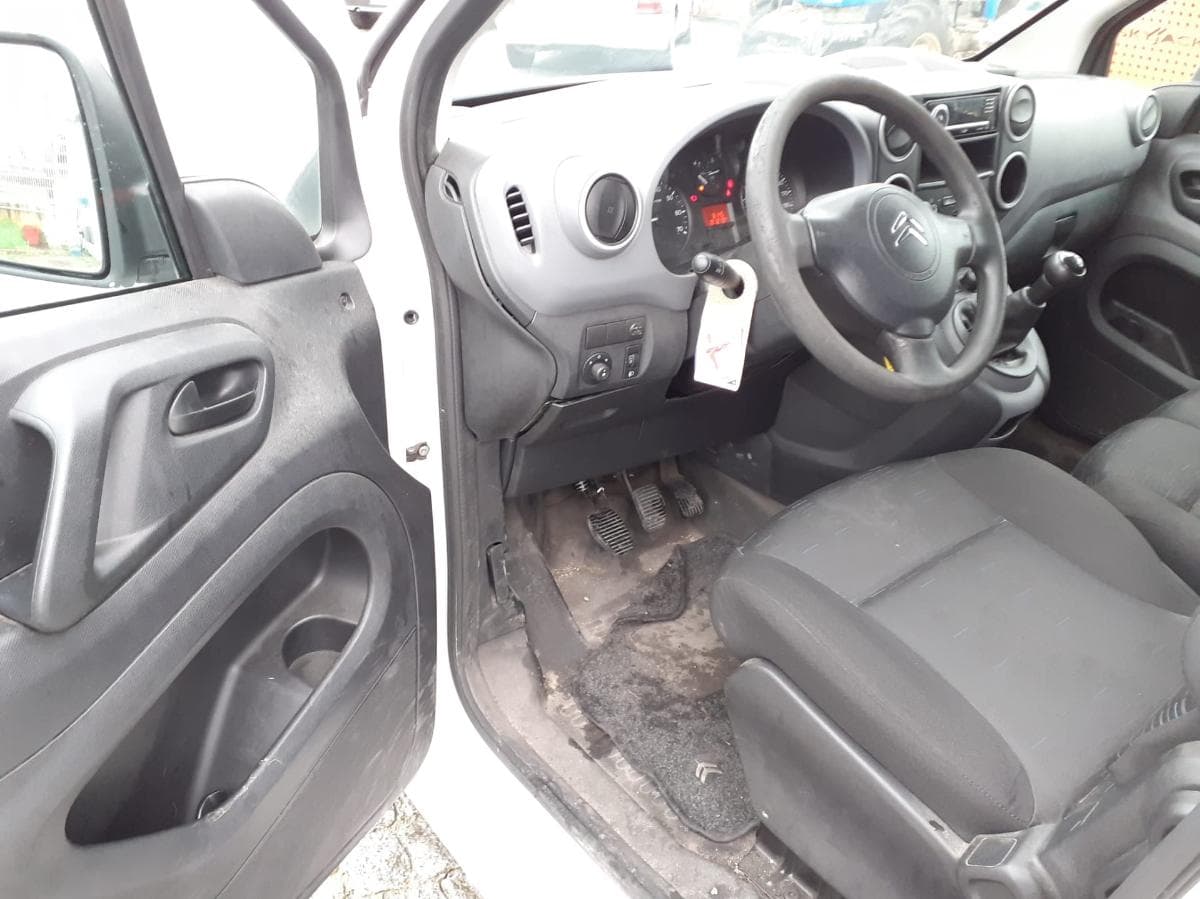 CITROËN BERLINGO — imagem 7