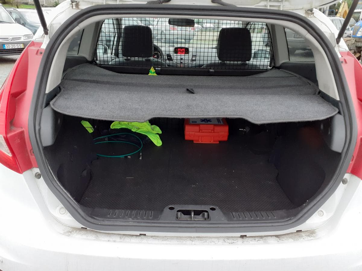 FORD FIESTA — imagem 14