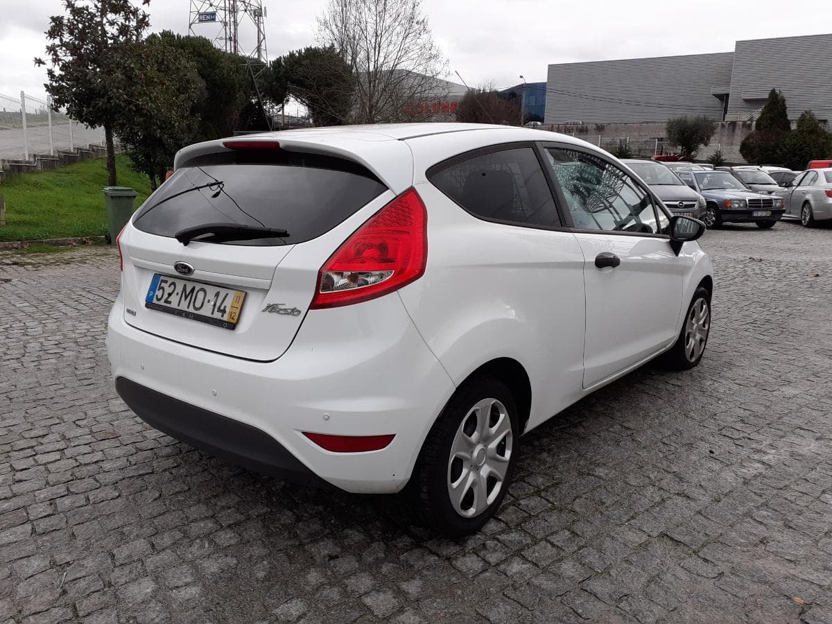 FORD FIESTA — imagem 4