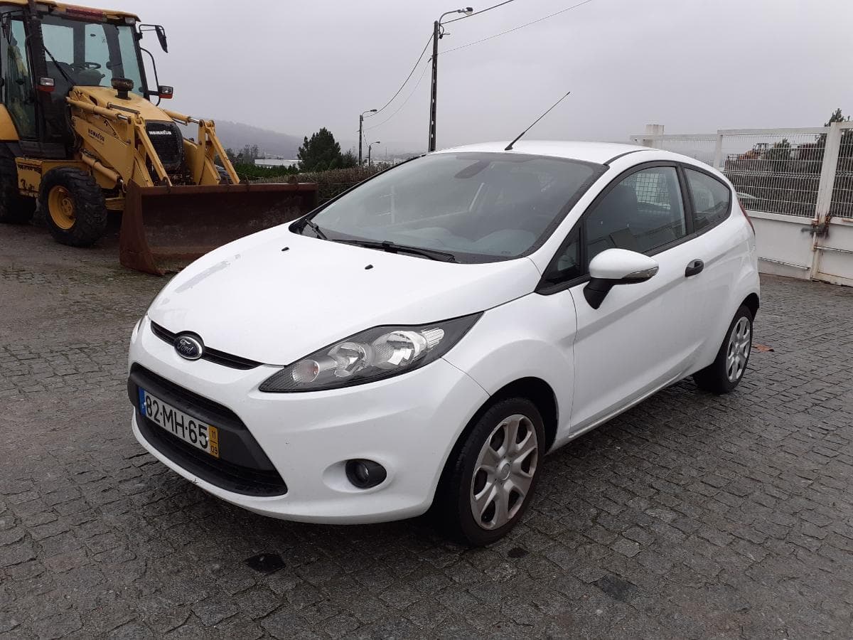 FORD FIESTA — imagen 1