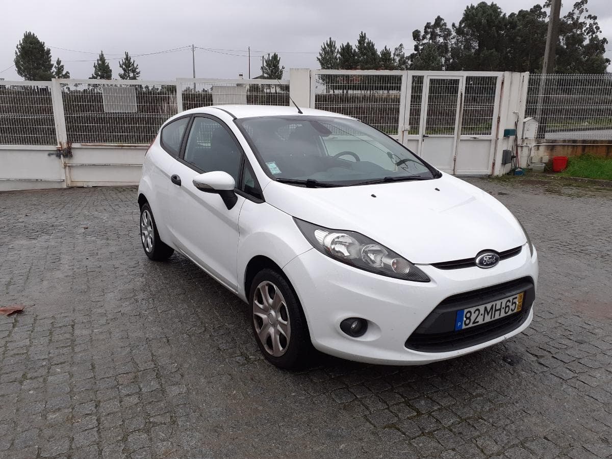 FORD FIESTA — imagen 3