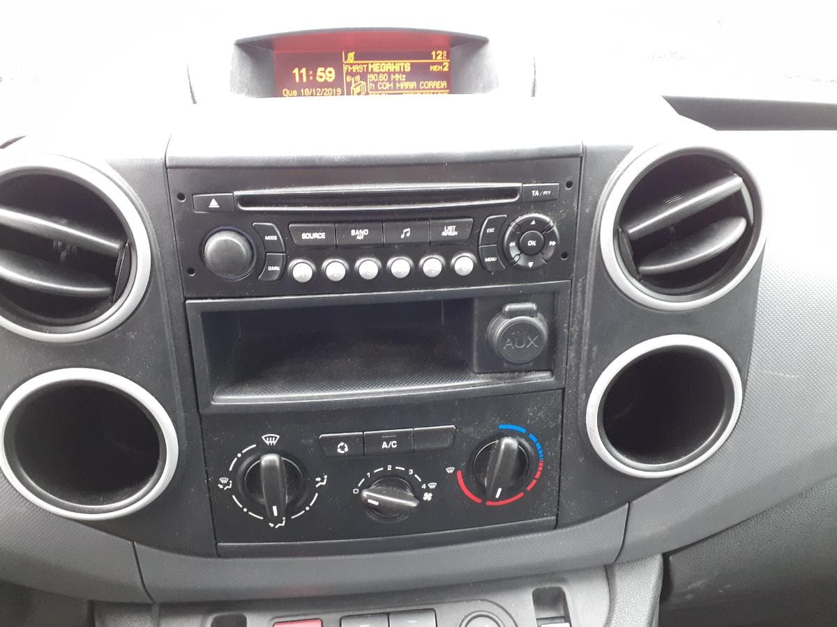 PEUGEOT PARTNER — imagem 11
