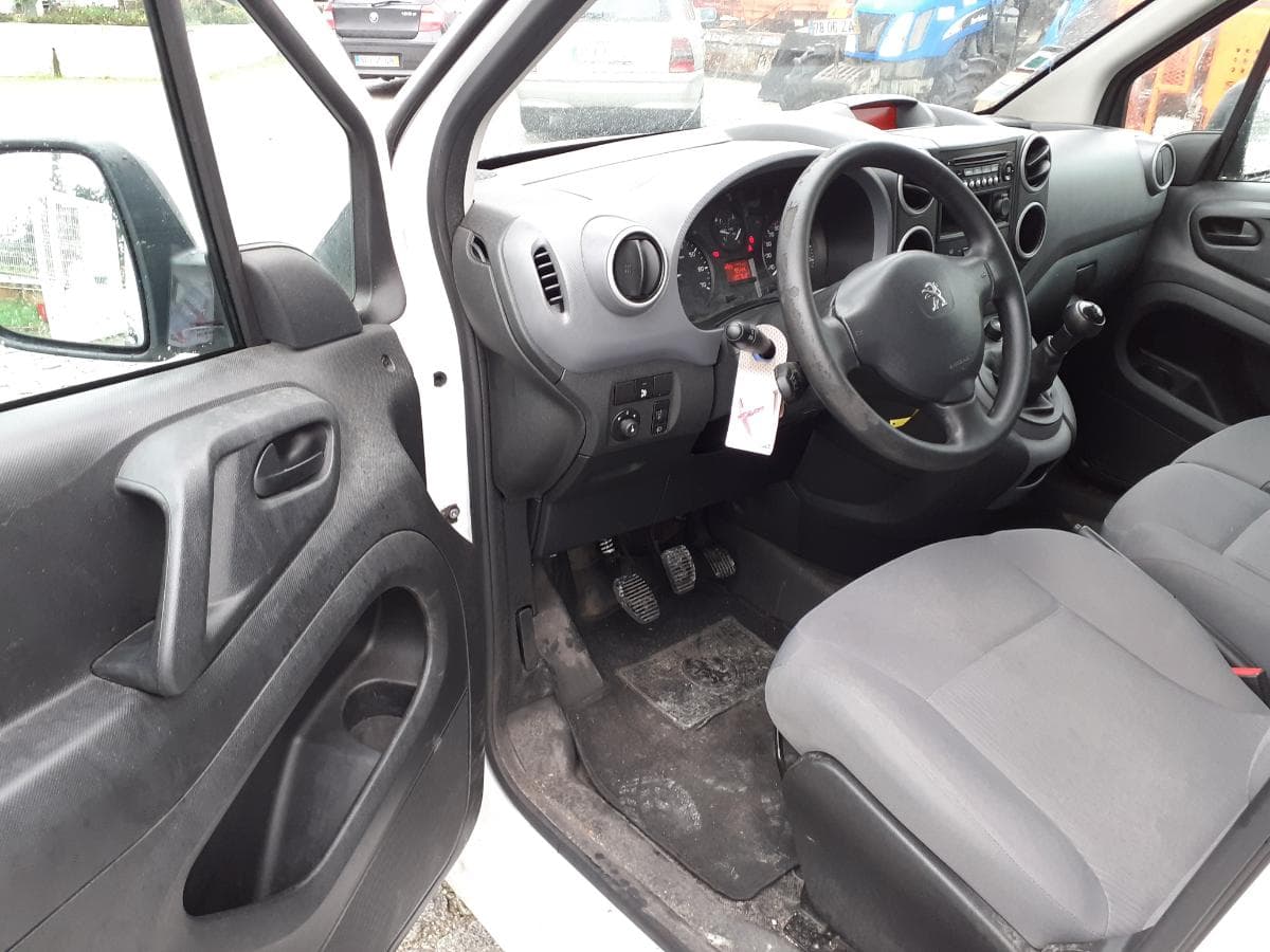 PEUGEOT PARTNER — imagem 7