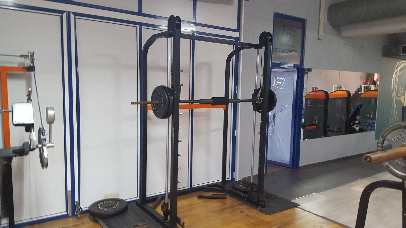 Equipamento de Ginásio — image 2