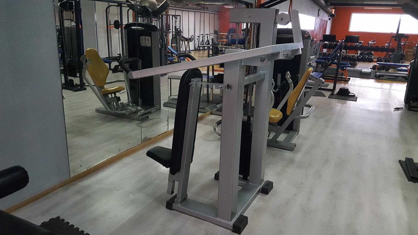 Equipamento de Ginásio — image 5