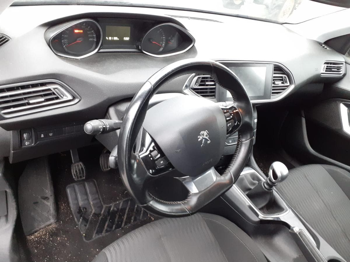 Peugeot 308 1.6 HDI — imagem 12
