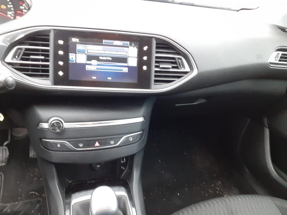 Peugeot 308 1.6 HDI — imagem 13