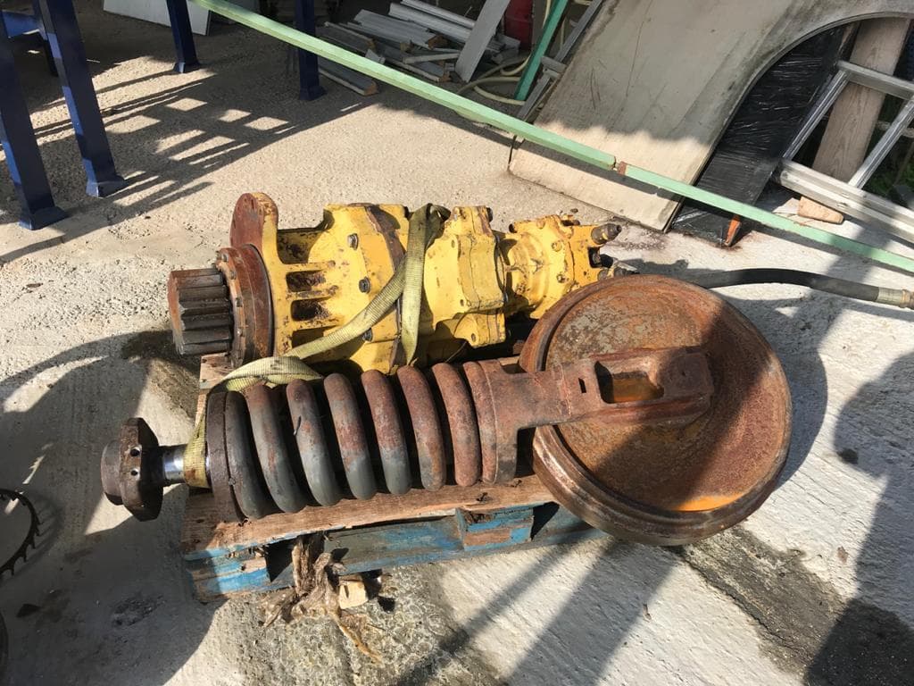 Motoreductor Komatsu PC240 .6 Giro — imagen 3