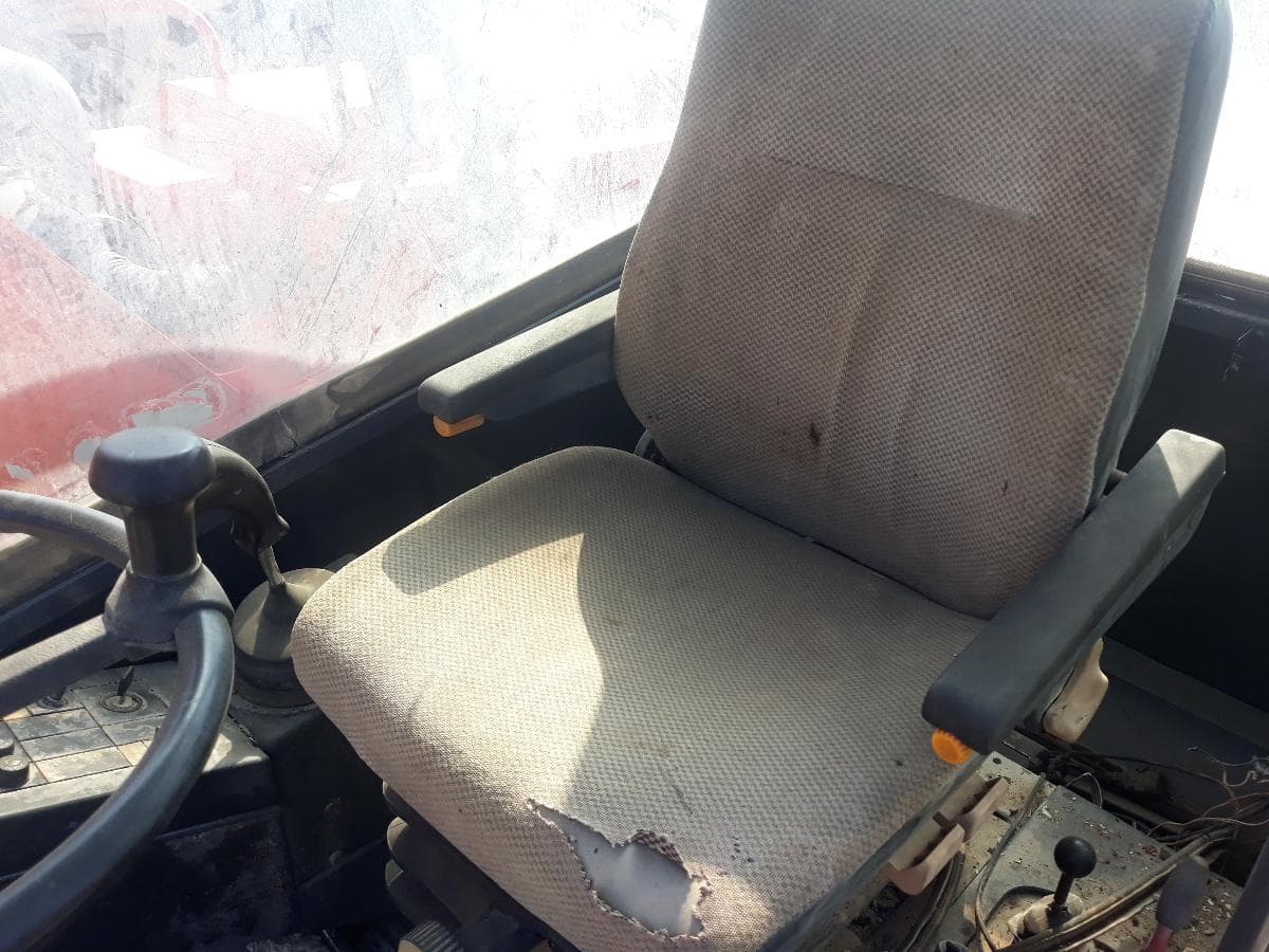 Giratoria O&K, gomas, 13,5 Tn — imagen 10
