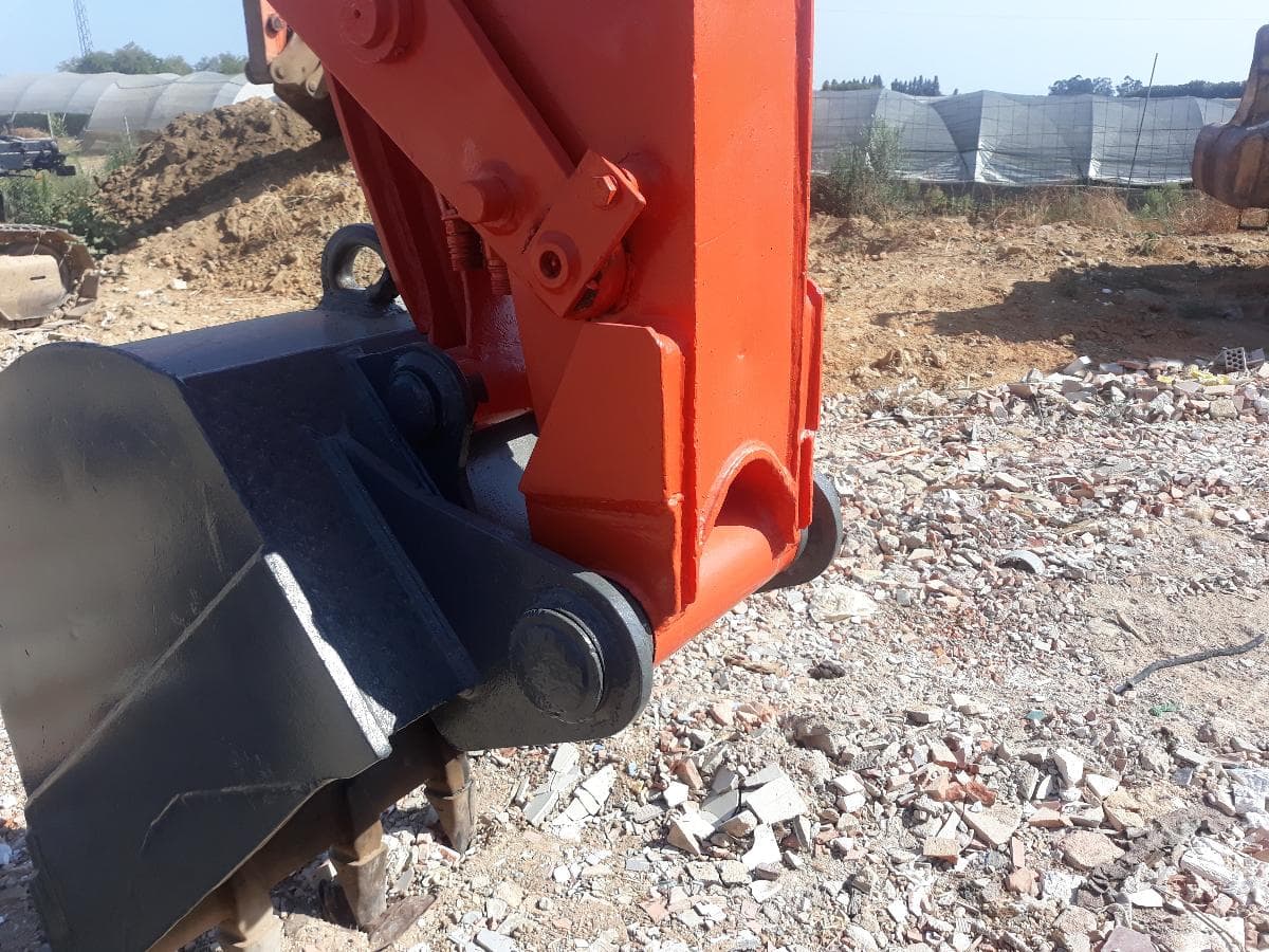 Giratoria O&K, gomas, 13,5 Tn — imagen 9