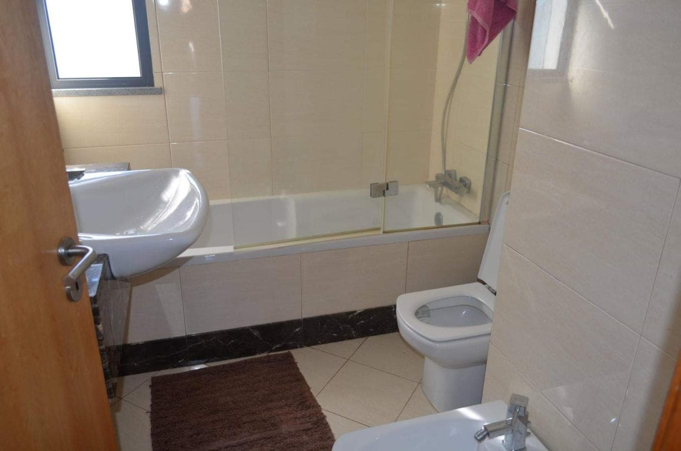 Apartamento T2 c/ Lugar de Garagem e Arrecadação · Machico, Madeira — imagen 7