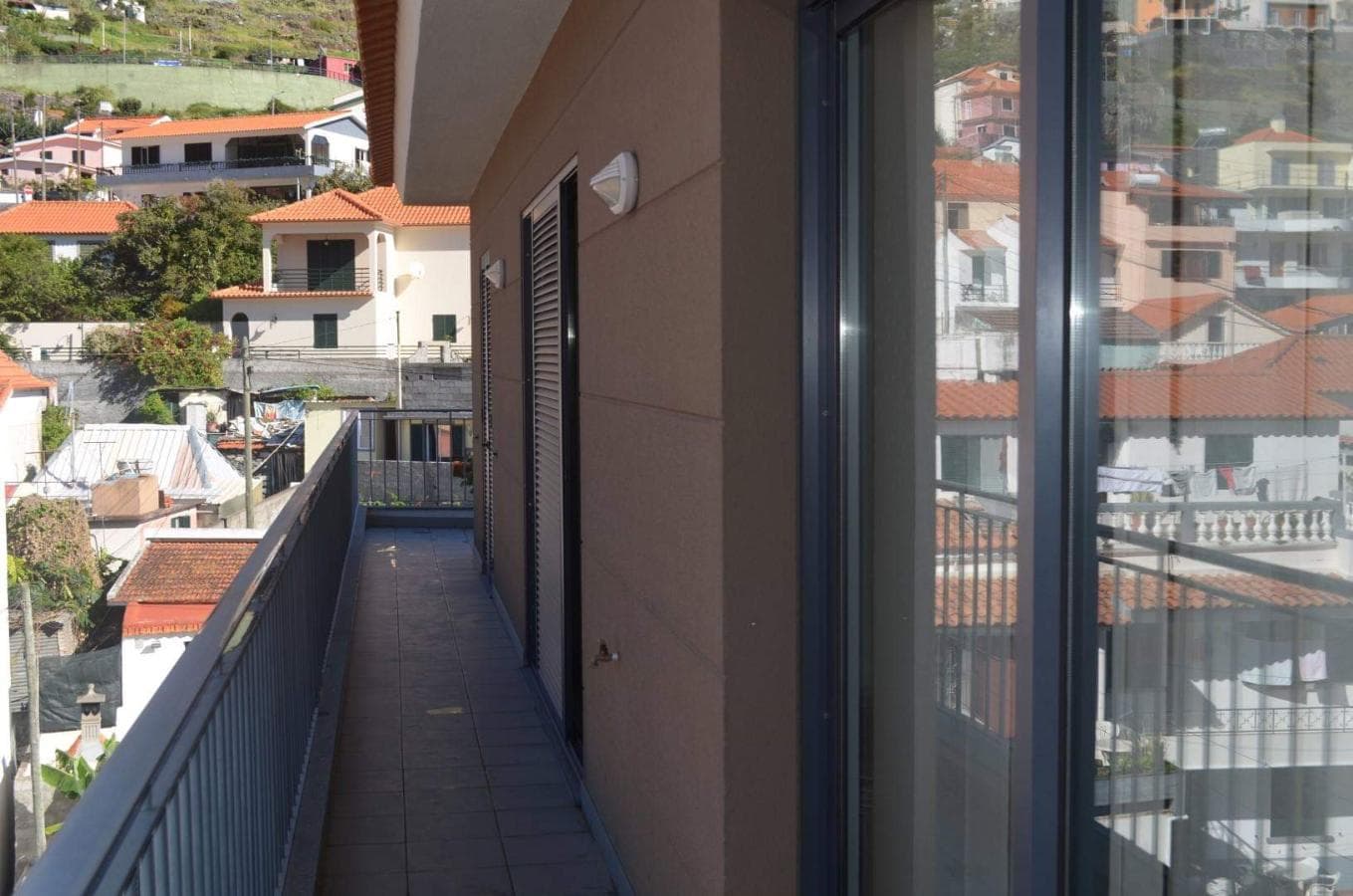 Apartamento T2 c/ Lugar de Garagem e Arrecadação · Machico, Madeira — imagen 14