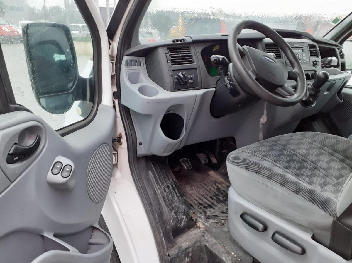 FORD TRANSIT — imagem 7