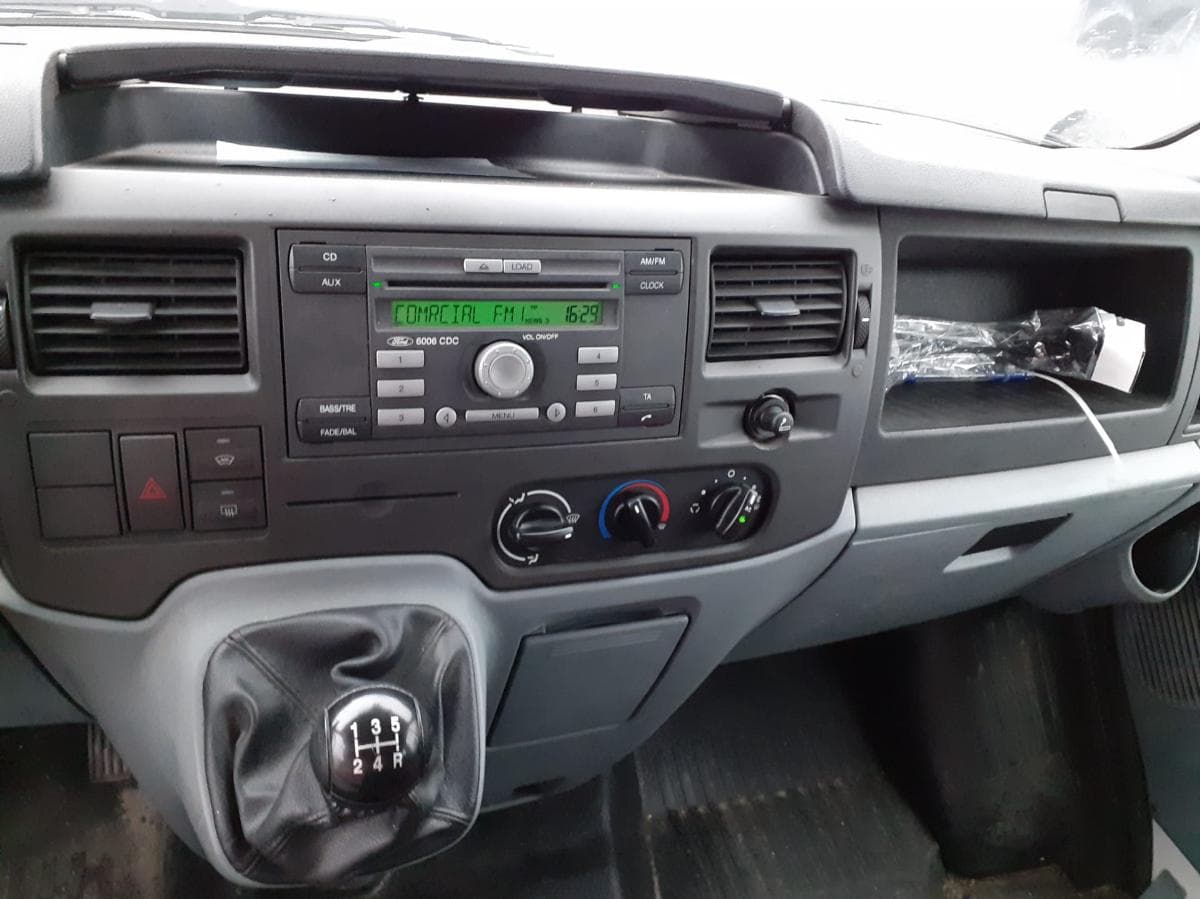 FORD TRANSIT — imagem 13