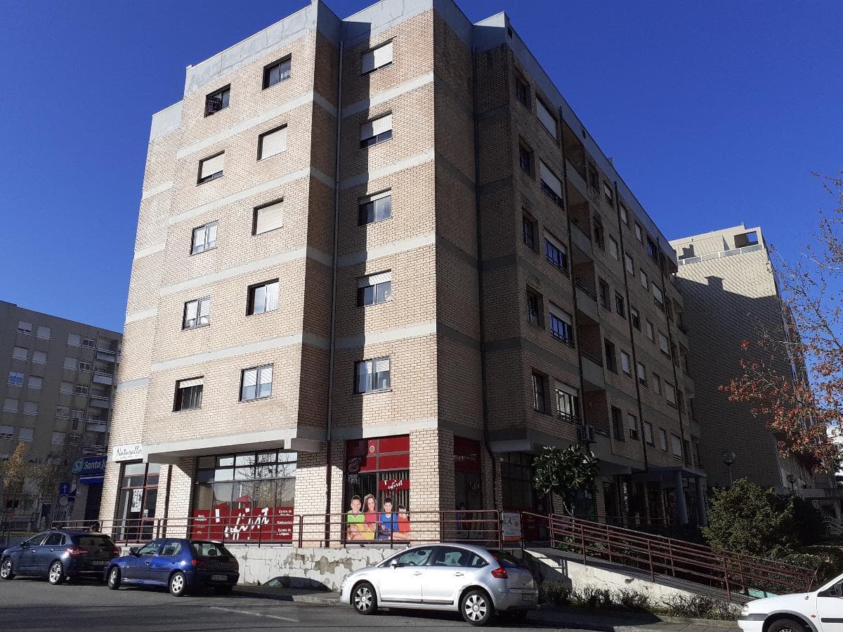 Apartamento T1 + Mobiliário · Águas Santas — imagem 14