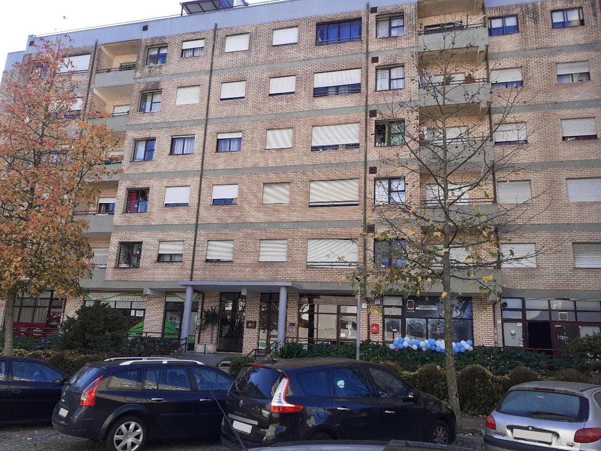 Apartamento T1 + Mobiliário · Águas Santas — imagem 2