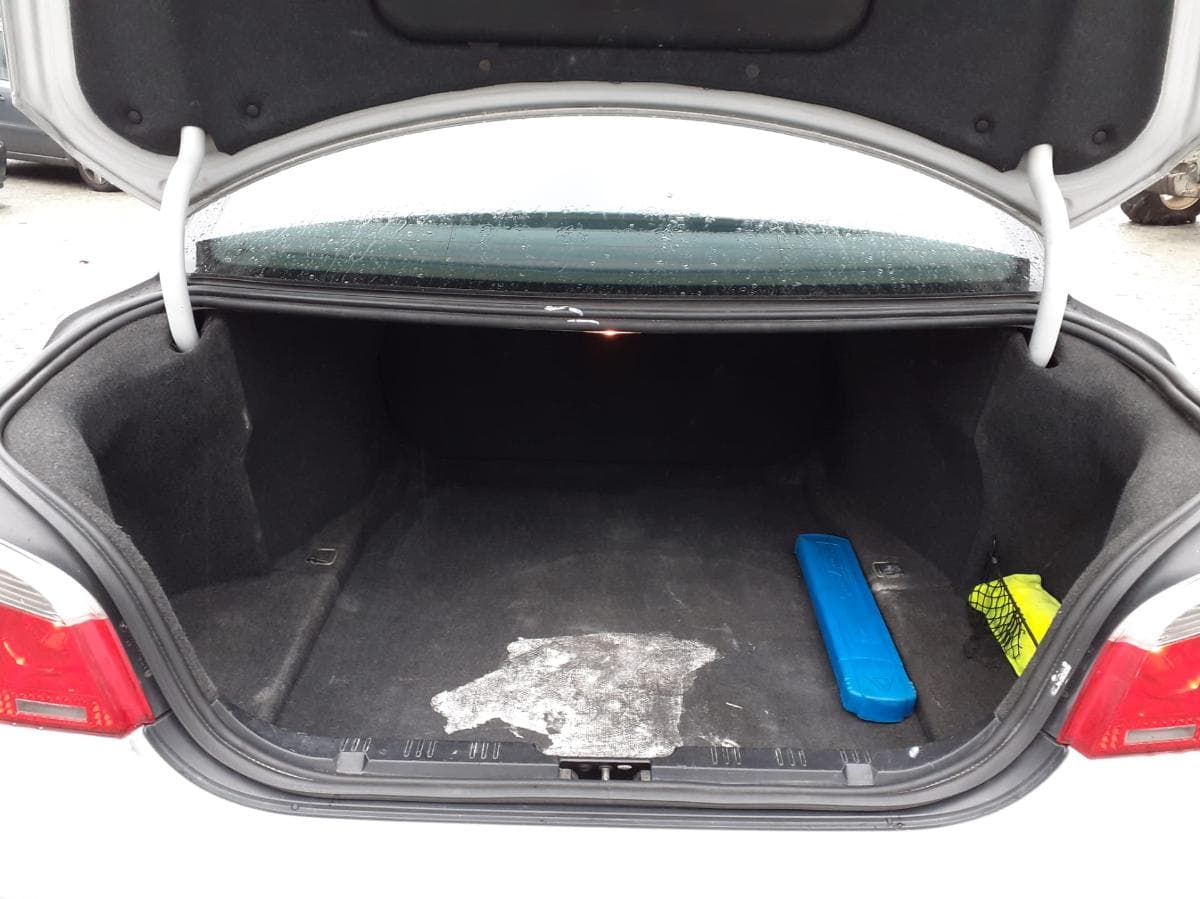 BMW 520 D — image 16