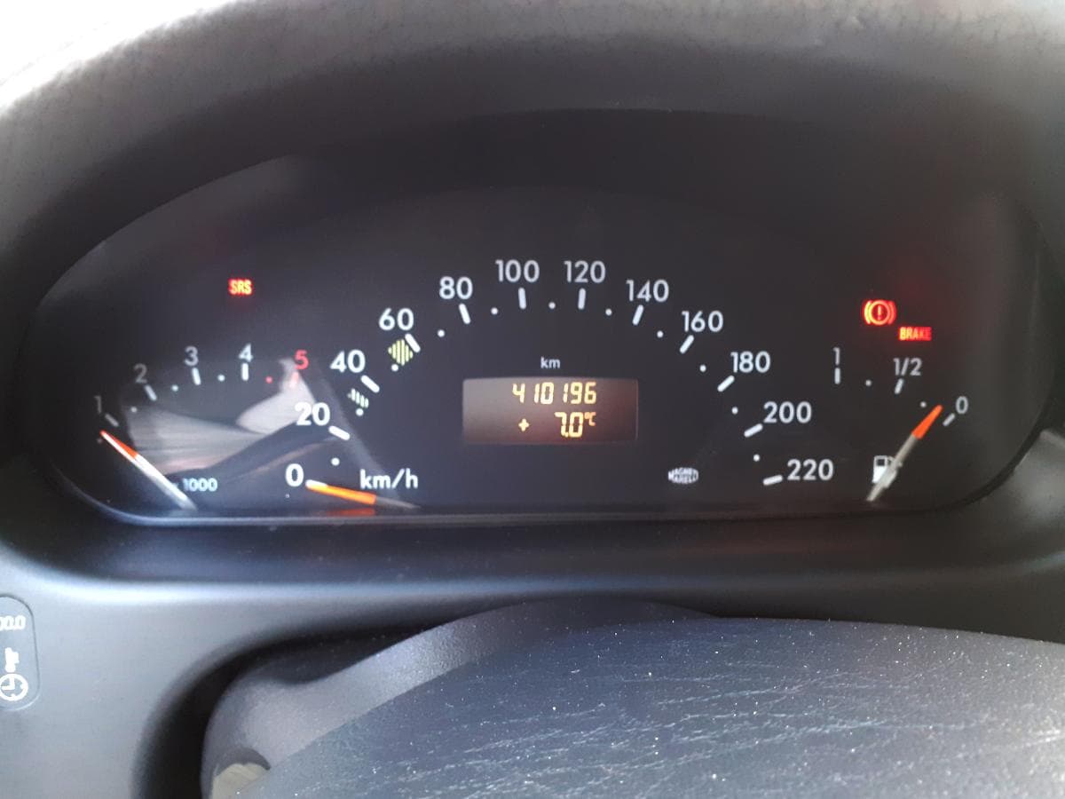 Mercedes-Benz Vaneo 1.7 CDI — imagem 11