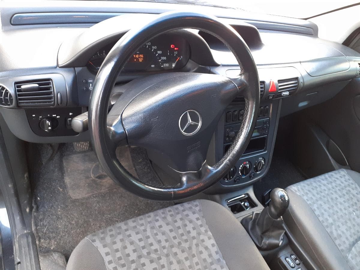 Mercedes-Benz Vaneo 1.7 CDI — imagem 10