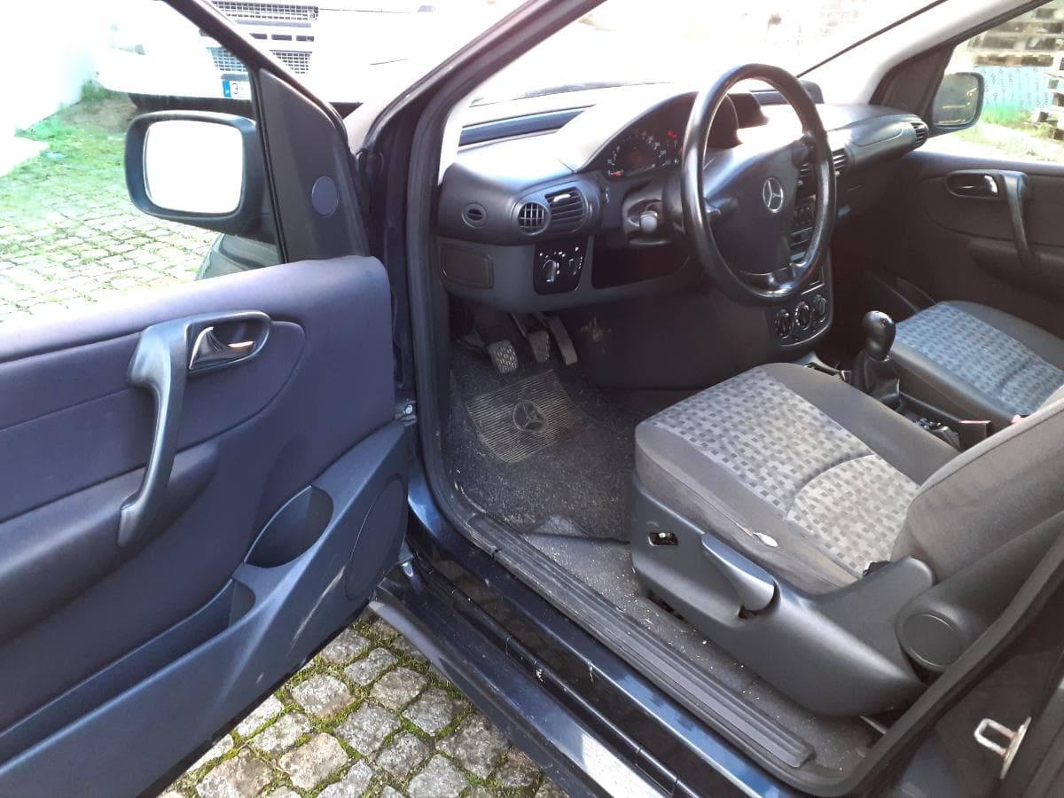 Mercedes-Benz Vaneo 1.7 CDI — imagem 7