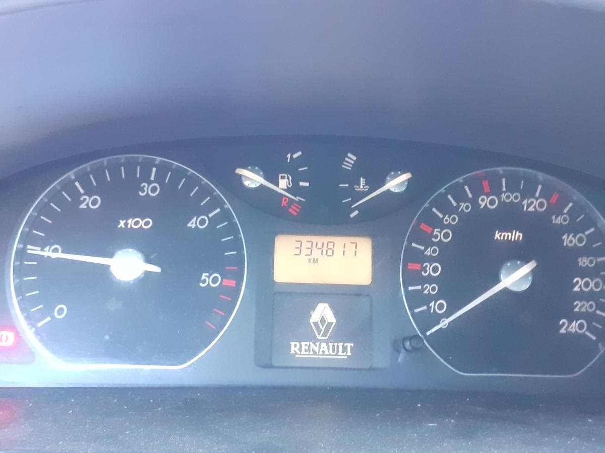 Renault Laguna 1.9 DCI — imagem 11