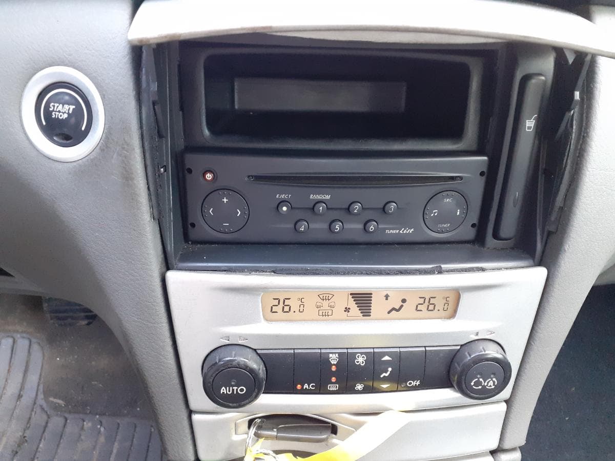 Renault Laguna 1.9 DCI — imagem 13