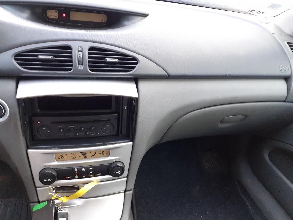 Renault Laguna 1.9 DCI — imagem 14