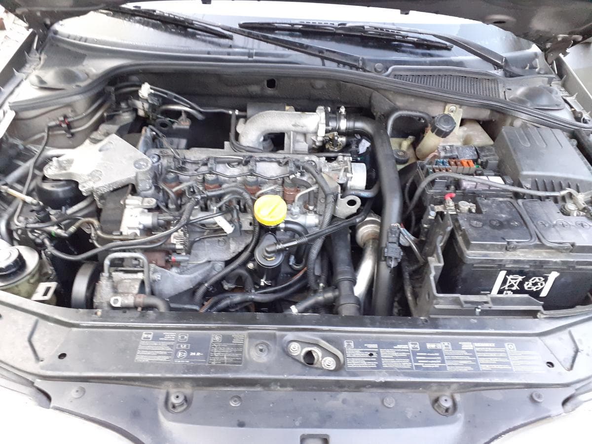 Renault Laguna 1.9 DCI — imagem 17