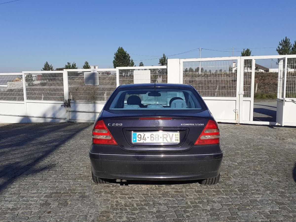 Mercedes-Benz C200 Kompressor — imagem 5