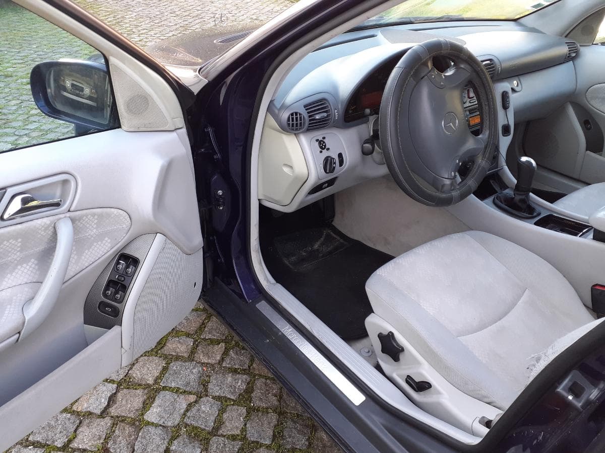 Mercedes-Benz C200 Kompressor — imagem 7